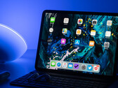 Apple уже несколько лет пытается сократить разрыв между iPadOS и macOS. (Источник изображения: Daniel Korpai - Unsplash)