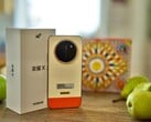 Компания Honor оснастила модель X80 Pro Max всего одной задней камерой, однако аккумулятор и дисплей с лихвой компенсируют этот недостаток.