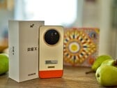 Компания Honor оснастила модель X80 Pro Max всего одной задней камерой, однако аккумулятор и дисплей с лихвой компенсируют этот недостаток.