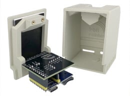 В pico-mac-nano используется плата WaveShare Pico Zero, установленная внутри 3D-печатного корпуса, для запуска эмулятора Mac Classic pico-mac. (Источник изображения: Ник Гиллард)