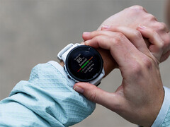 Часы Forerunner 955 продолжают регулярно получать обновления программного обеспечения, несмотря на свой возраст и положение в линейке Garmin. (Источник изображения: Garmin)