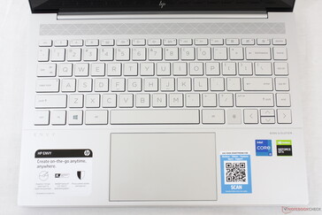 Клавиатура и тачпад здесь те же, что в Envy 15