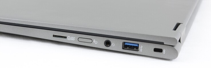 Правая сторона: слот microSD, комбинированный аудио разъем, USB 3.0 Type-A, слот для замка Kensington