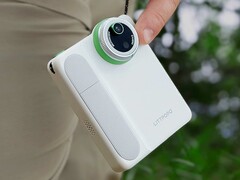 Microcam X1 можно использовать в качестве микроскопа (Источник изображения: Littpopo)