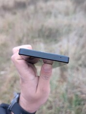 Прототип смартфона Sony Xperia 5G. (Источник изображения: OLX)