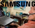 Пациент Neuralink, использующий интерфейс «мозг-компьютер» (BCI), с логотипом Samsung вверху.