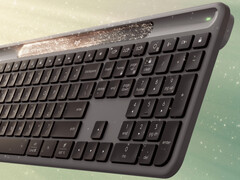Logitech будет продавать Signature Slim Solar Plus только в показанном варианте отделки, по крайней мере, на начальном этапе. (Источник изображения: via Roland Quandt)