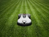 Компания Husqvarna анонсирует несколько новых роботов-газонокосилок с системой AI Vision на 2026 год. (Источник изображения: Husqvarna)