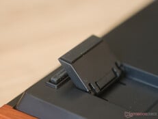 Клавиатура Keychron K3 HE оснащена откидными ножками