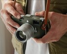 Издание Safari культовой дальномерной камеры Leica M11-P будет доступно в оливково-зеленом цвете (Источник изображения: Leica)