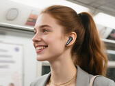 Беспроводные наушники MeloBuds N70 стоят $59,99. На снимке: рекламная фотография наушников. (Источник изображения: QCY)