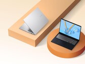 Asus Vivobook 16 выпускается в голубом и серебристом цветах (Источник изображения: Asus)