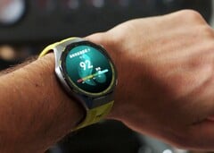 Часы Huawei Watch GT 7 Pro также доступны в привлекательных зелёном и жёлтом цветах.