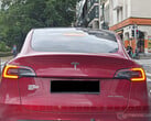 Tesla Model 3 с анти-мускульной наклейкой. (Источник изображения: Notebookcheck)