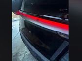 Предполагаемая задняя часть Tesla Model Y Juniper (Источник изображения: Abomb 1977/Reddit)