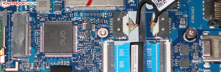 Второй слот M.2 с поддержкой NVMe SSD