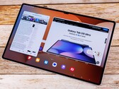 Преемник Galaxy Tab S10 Ultra (на фото), похоже, будет иметь меньший вырез. (Источник изображения: Notebookcheck)