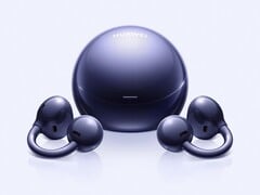 Чехол для FreeClip 2 S достаточно вместительный, чтобы в нём можно было хранить дополнительные аксессуары или украшения.