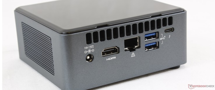 Задняя сторона: разъем питания, HDMI 2.0, гигабитный Ethernet, 2x USB 3.1 Gen. 2, Thunderbolt 3