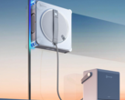 Новый робот для мытья окон Ecovacs Winbot W2S Omni (на фото) питается от аккумулятора емкостью 4 500 мАч. (Источник изображения: Ecovacs через пресс-релиз)