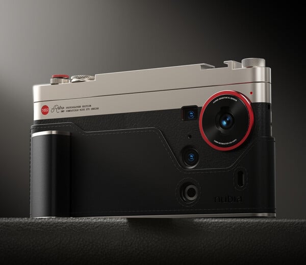 Ретро-набор для Nubia Z70S Ultra будет доступен позже. (Источник изображения: Nubia)