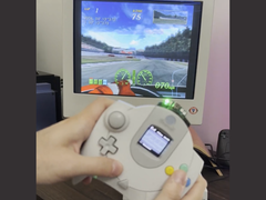 Скриншот набора BitLink DC Kit от 8BitMods для Sega Dreamcast, демонстрирующий элементы управления движением