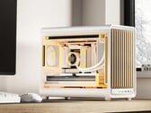 Модель Jonsbo D33 предлагается с деревянной передней панелью в качестве опции.