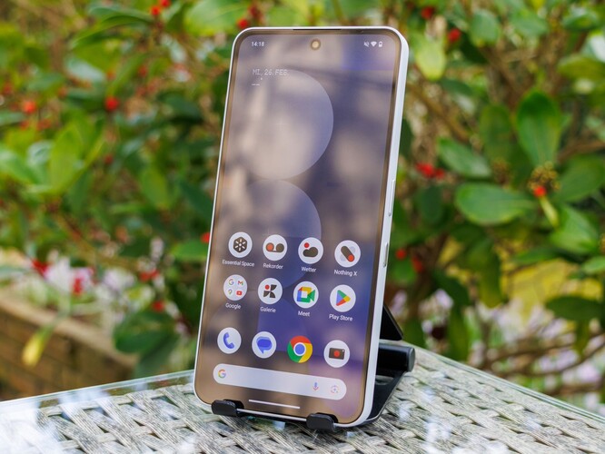 Экран Nothing Phone (3a) Pro (источник изображения: Notebookcheck)