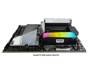 Комплект XFinity+ установлен в материнскую плату Gigabyte Z890 Aorus Master. (Источник изображения: V-color)