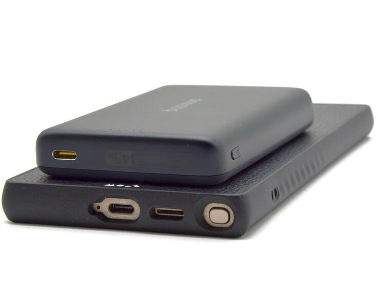 Протестировано: Baseus PicoGo AM52 с поддержкой MagSafe и Qi v2.2