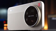 Обычные модели Xiaomi 17 Ultra и Leica Special Edition уже показали, на что они способны в Китае (Источник изображения: Bad Review, Weibo)