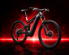 Электровелосипед S-Works Turbo Levo R Ultralight eMTB обеспечивает крутящий момент 111 Нм и пиковую мощность 850 Вт