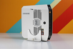 Bosgame M5 с AMD Ryzen AI Max+ 395 и 128 ГБ оперативной памяти DDR5