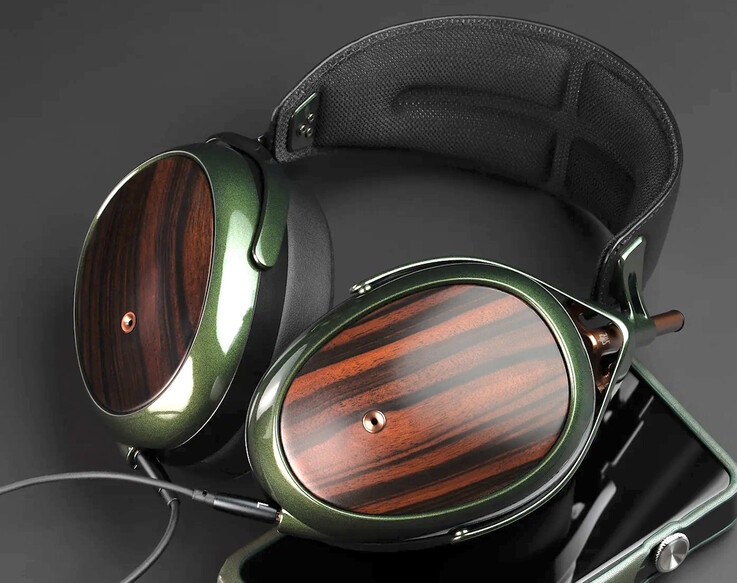 Meze Audio Strada изготовлены вручную из древесины макассарского эбенового дерева. (Источник изображения: Meze Audio)