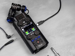 Zoom представляет H5studio Handy Recorder с большими микрофонами, способными делать высококачественные аудиозаписи на съемочной площадке. (Источник изображения: Zoom)