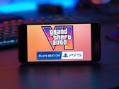 Маркетинговый ролик GTA 6 для PS5, показанный на смартфоне