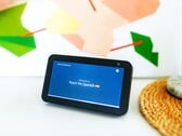 Amazon Echo Show на фото скоро столкнётся с конкуренцией со стороны Apple.