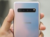 Samsung Galaxy S10 5G будет доступен на тех рынках, где уже есть сети работающие пятого поколения (Изображение: Digital Trends)