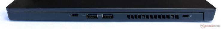 Справа: 1x Thunderbolt 3, 2x USB A 3.1 Gen 1, вырез для замка Kensington