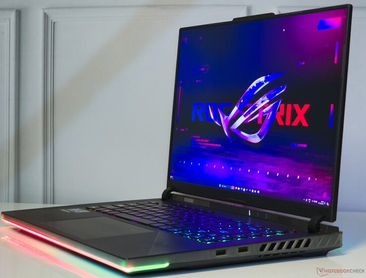 Asus ROG Strix Scar 16 (2024)