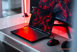 Razer Blade 16 (Early 2023)