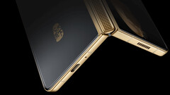 До сих пор Samsung выпускала складные устройства под маркой &quot;W&quot; только в Китае, на фото - W24. (Источник изображения: Samsung)