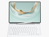 Huawei MatePad Pro 12,2'' (2025) поставляется в комплекте с чехлом-клавиатурой, но стилус нужно приобретать отдельно. (Источник изображения: Huawei)