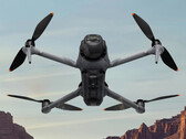 Ожидается, что Mavic 4 Pro будет стоить столько же, сколько и старшая модель Mavic 3 Pro. (Источник изображения: via Игорь Богданов - отредактировано)