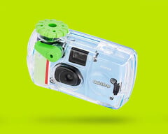 Камера Fujifilm QuickSnap Active является водонепроницаемой.