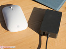Surface Mouse и комплектное зарядное устройство на 44 Вт