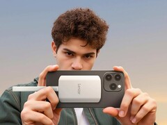 Lexar ES5: SSD с интерфейсом USB-C может крепиться к устройствам на магнитах (Источник изображения: Lexar)