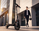 Ninebot Max G3 Pro в городском пейзаже, созданном ИИ