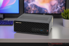 MS-S1 Max уже доступен для предварительного заказа по цене $2 299. На фотографии: мини-ПК. (Источник изображения: Notebookcheck)