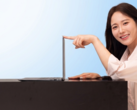 Компания Samsung Display представила свою первую "ультратонкую" OLED-панель для ноутбуков.